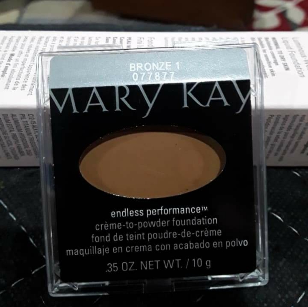 Mary Kay Cream to powder Foundation Bronze 1.